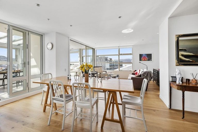 Photo of property in St Pauls Apartments, 112/43 Mulgrave Street, Thorndon, Wellington, 6011