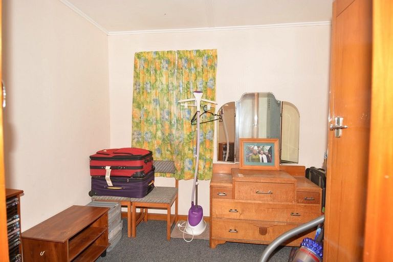 Photo of property in 274 Princes Street, Strathern, Invercargill, 9812