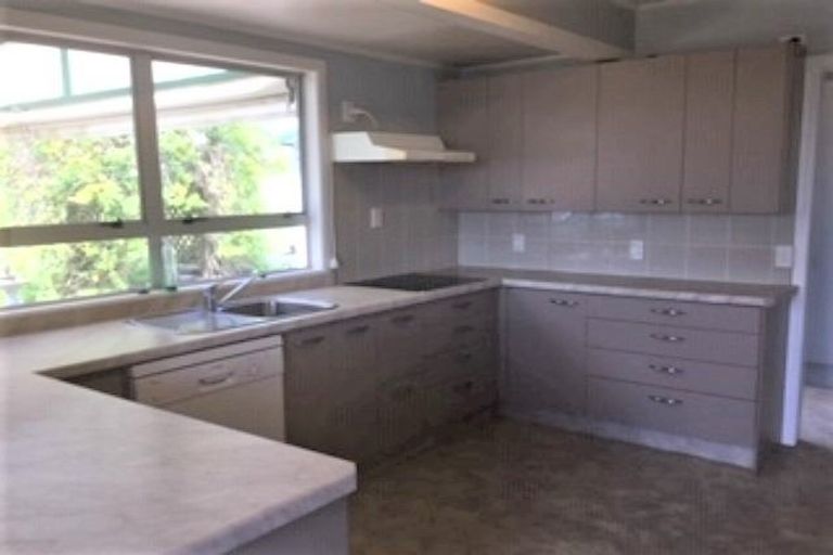 Photo of property in 4 Jonathon Street, Brookfield, Tauranga, 3110