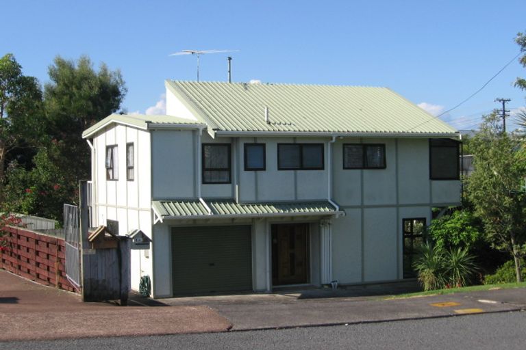 Photo of property in 1a Riverview Road, New Lynn, Auckland, 0600