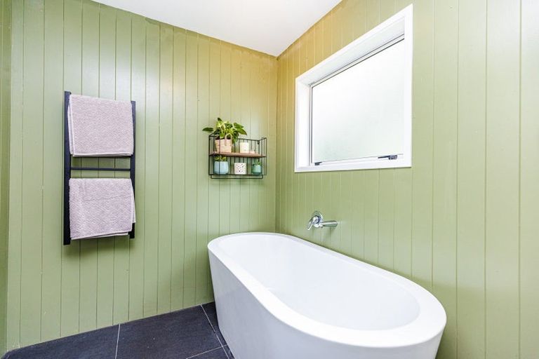 Photo of property in 46g Burnetts Road, Upper Plain, Masterton, 5888