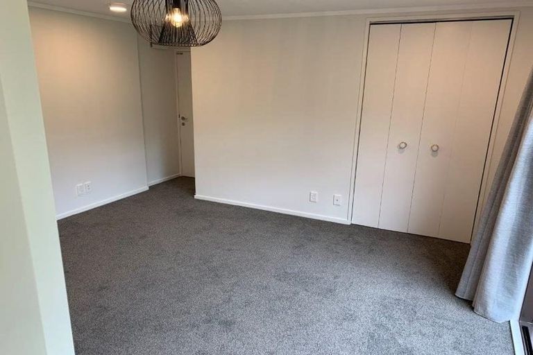 Photo of property in 3 Chevalier Way, Crofton Downs, Wellington, 6035