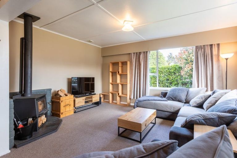 Photo of property in 18 Cadman Street, Dannevirke, 4930