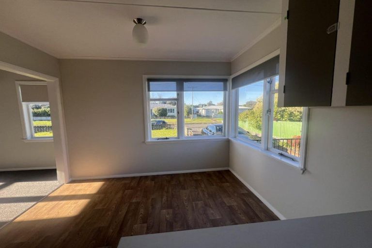 Photo of property in 15 Laird Street, Castlecliff, Whanganui, 4501