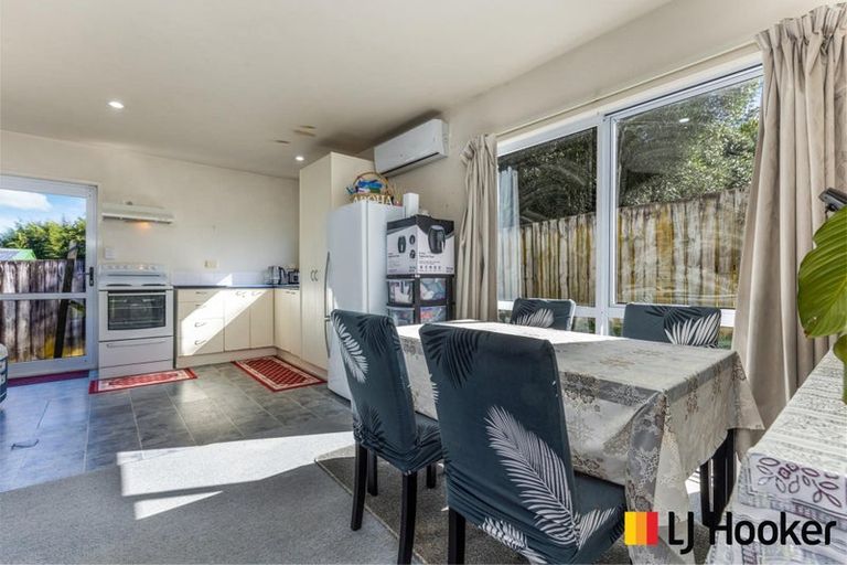 Photo of property in 41 Beaumonts Way, Manurewa, Auckland, 2102