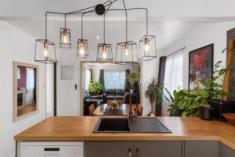 Photo of property in 30a Pooles Road, Greerton, Tauranga, 3112