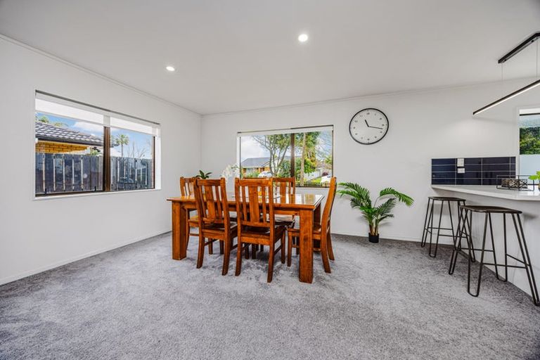 Photo of property in 36 Brylee Drive, Conifer Grove, Takanini, 2112