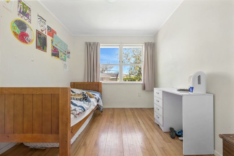 Photo of property in 3 La Trobe Street, Pakuranga Heights, Auckland, 2010