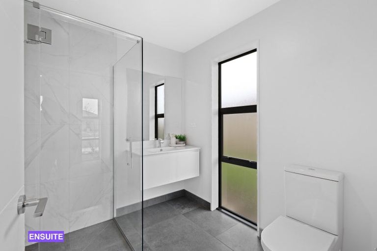 Photo of property in 184 Faringdon Boulevard, Rolleston, 7615