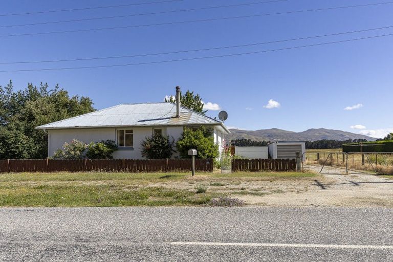 Photo of property in 1198 Ardgour Road, Tarras, Cromwell, 9383