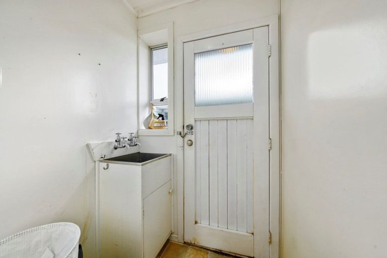 Photo of property in 55 Liverpool Street, Levin, 5510