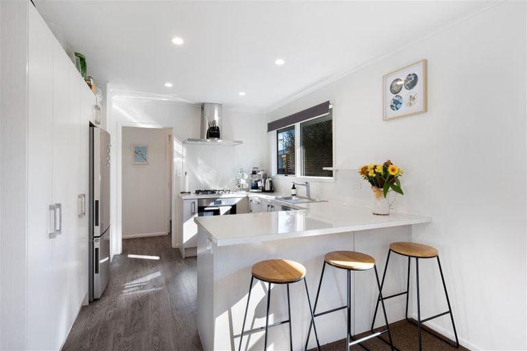 Photo of property in 4 Patterson Terrace, Halswell, Christchurch, 8025