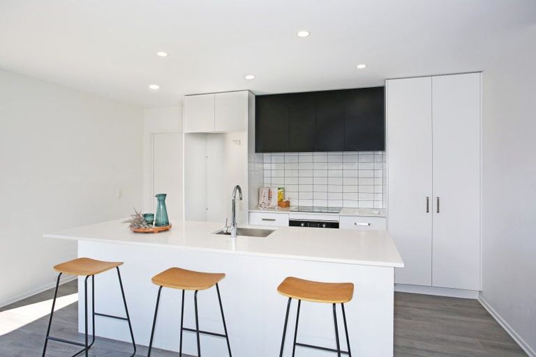 Photo of property in 14 Olivia Road, Pukekohe, 2120