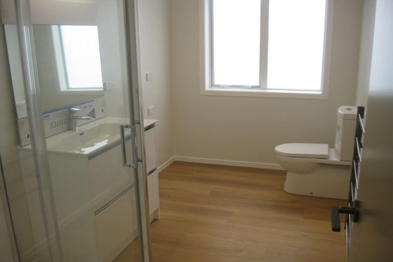 Photo of property in 17 Mascot Street, Tawa, Wellington, 5028