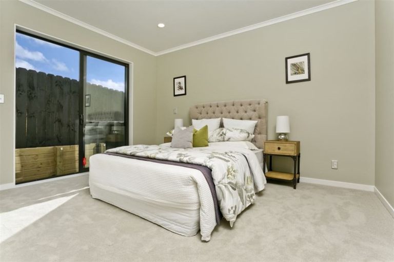 Photo of property in 63 Symes Drive, Red Beach, 0932