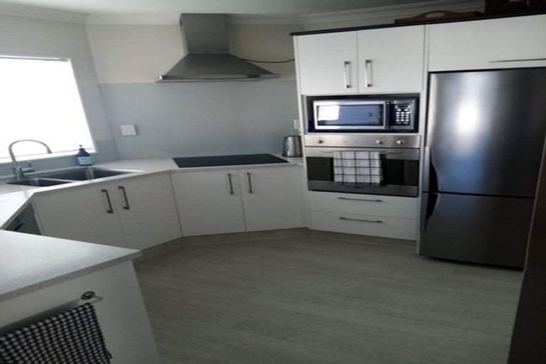 Photo of property in 30b Rita Street, Mount Maunganui, 3116