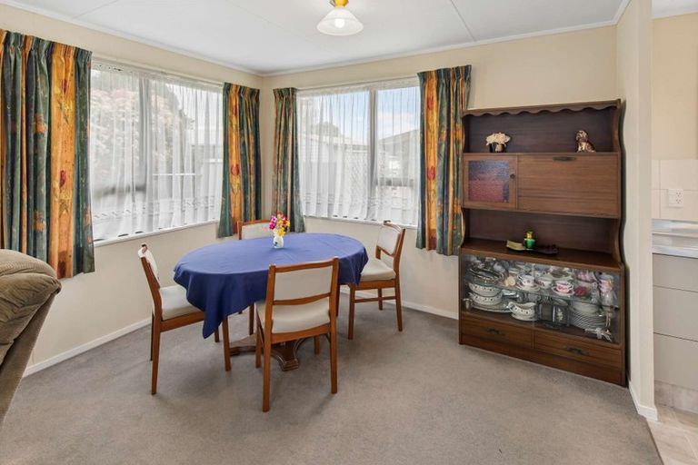 Photo of property in 11 Jupiter Street, Milson, Palmerston North, 4414