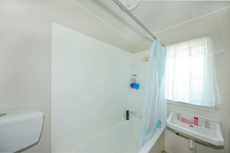 Photo of property in 34 Hay Street, Bromley, Christchurch, 8062