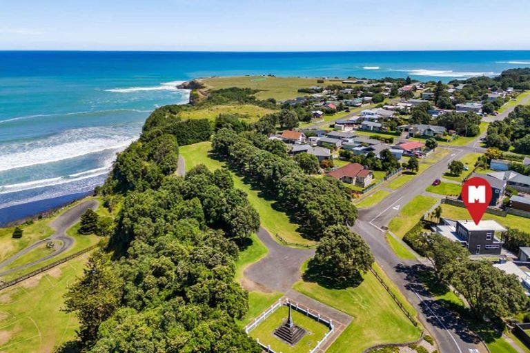 Photo of property in 1a Dorset Street, Opunake, 4616