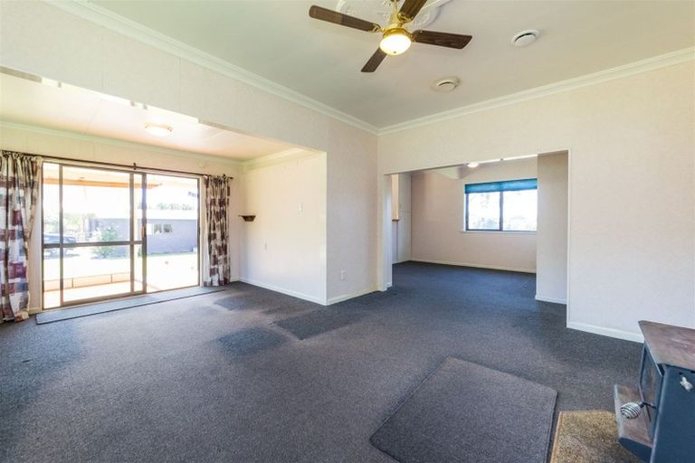 Photo of property in 1692 State Highway 3, Awahuri, Palmerston North, 4479