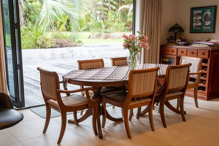 Photo of property in 4 Kotare Heights, Kerikeri, 0230