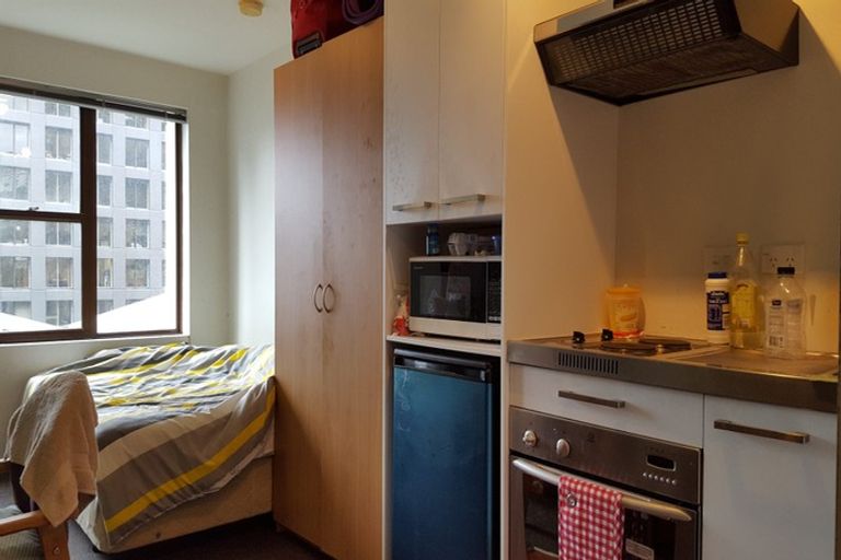 Photo of property in Viccentral, 169 The Terrace, Wellington Central, Wellington, 6011