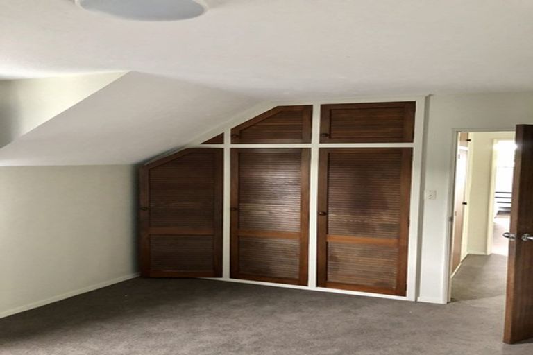 Photo of property in 2/11 Siska Place, Upper Riccarton, Christchurch, 8041