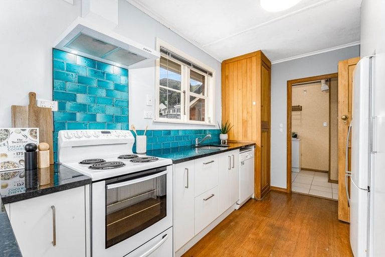 Photo of property in 31 Wilkie Crescent, Naenae, Lower Hutt, 5011