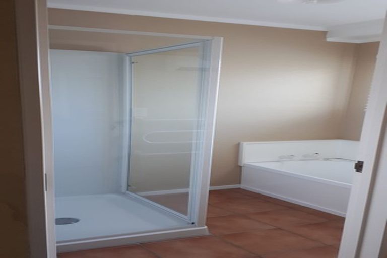 Photo of property in 95 Rototuna Road, Rototuna, Hamilton, 3210