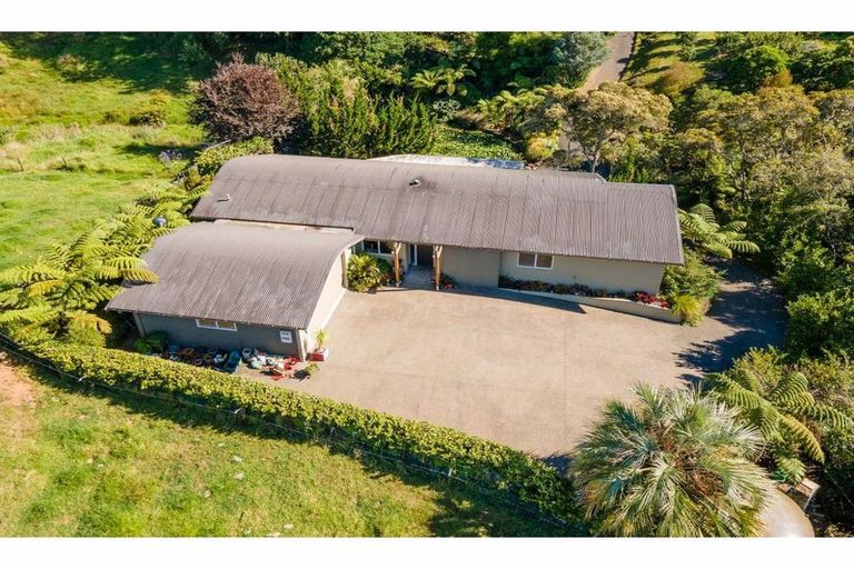 Photo of property in 83 Sandys Road, Waipapa, 0295