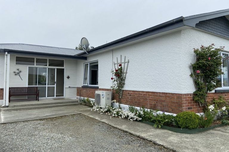 Photo of property in 92 Lady Barkly Road, Winton, 9782