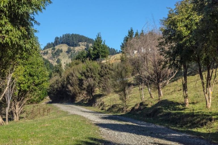 Photo of property in 132 Mount Holdsworth Road, Mount Holdsworth, Carterton, 5791