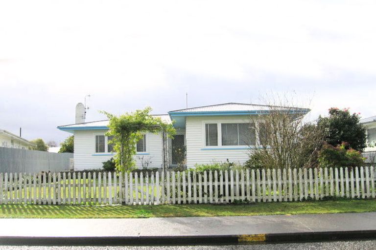 Photo of property in 413 Huia Street, Camberley, Hastings, 4120