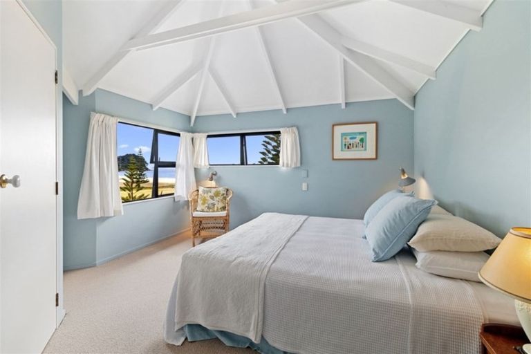 Photo of property in 231 Onemana Drive, Onemana, Whangamata, 3691