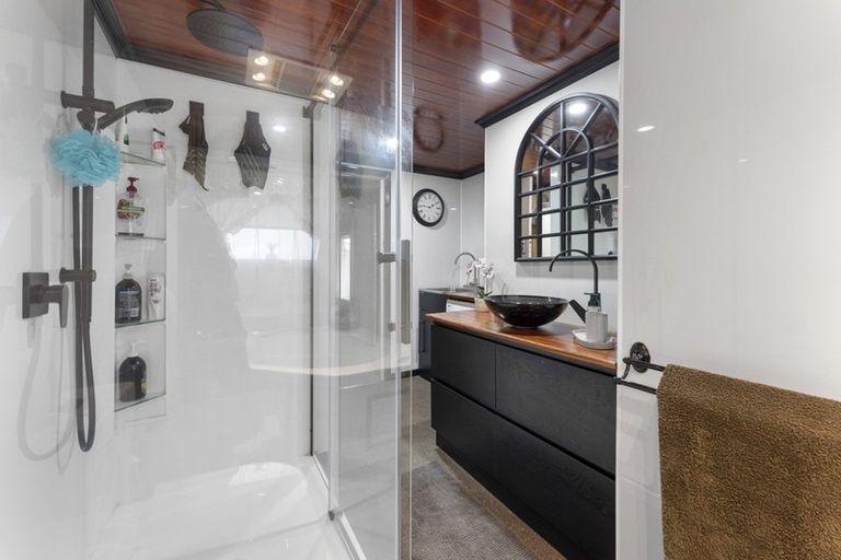 Photo of property in 3 Mabey Street, Eltham, 4322