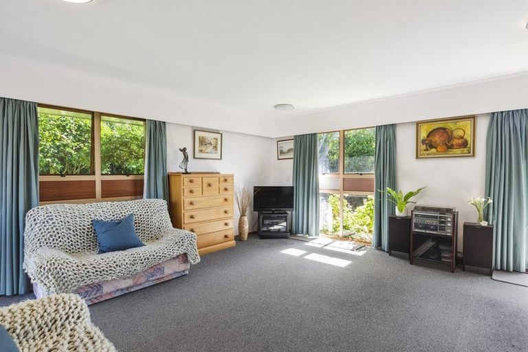 Photo of property in 4 Edgewater Street, Waikanae, 5036
