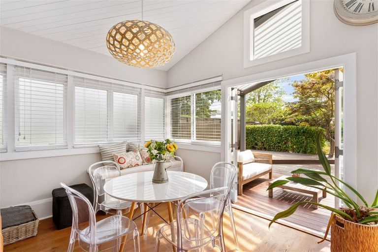 Photo of property in 81 Carlton Mill Road, Merivale, Christchurch, 8014