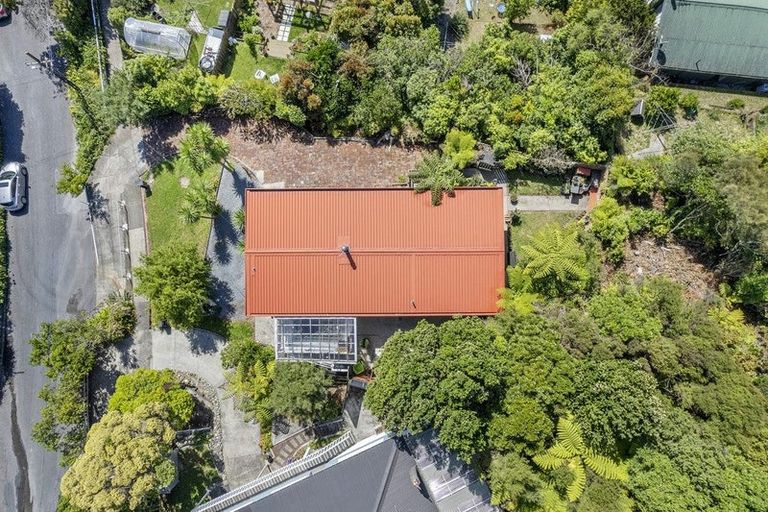 Photo of property in 12 Willcox Grove, Naenae, Lower Hutt, 5011