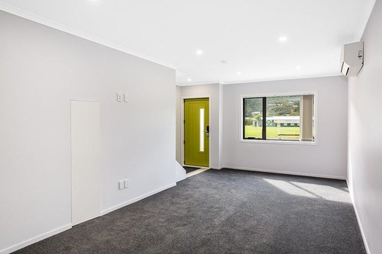 Photo of property in 3/33 Fitzherbert Road, Wainuiomata, Lower Hutt, 5014