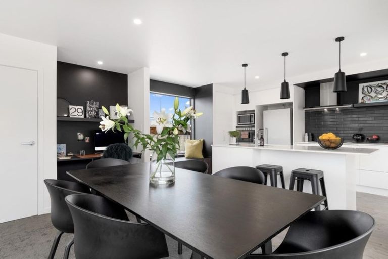 Photo of property in 23a Milton Road, Otumoetai, Tauranga, 3110