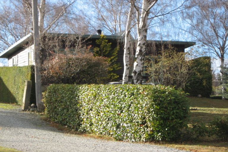Photo of property in 75 Beacon Point Road, Wanaka, 9305