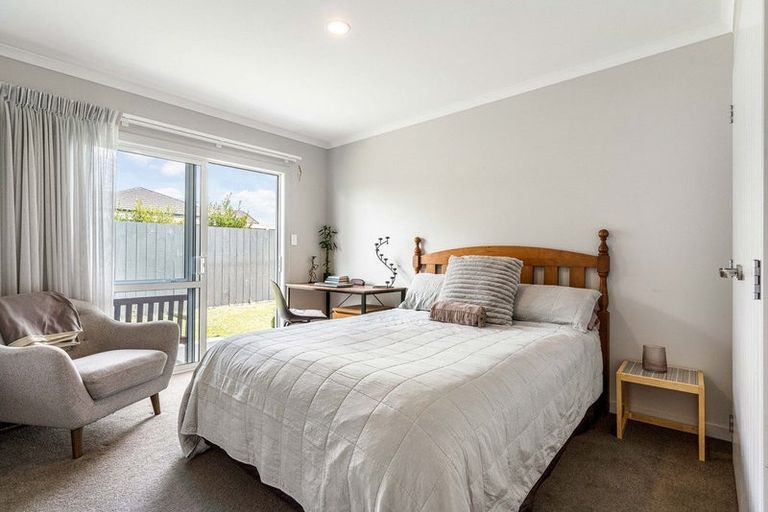 Photo of property in 18 Excelsa Place, Papamoa Beach, Papamoa, 3118