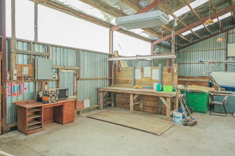 Photo of property in 119 Engles Road, Shannon, 4821