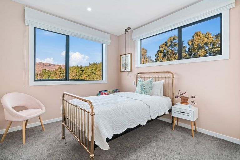 Photo of property in 3 Maude View Road, Hawea Flat, Wanaka, 9382