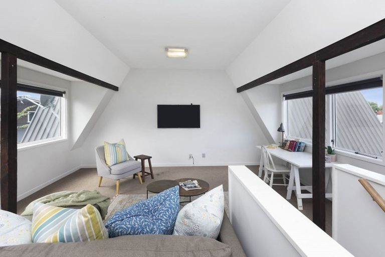 Photo of property in 1 Hanover Place, Ilam, Christchurch, 8041