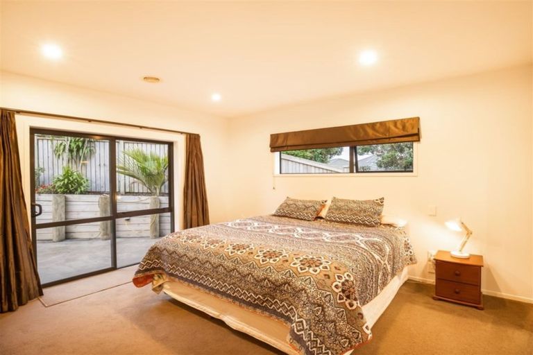 Photo of property in 2 Bovill Way, Tuakau, 2121