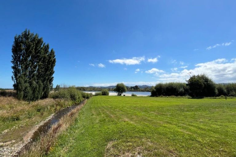 Photo of property in 24 Sneyd Street, Tuatapere, 9620