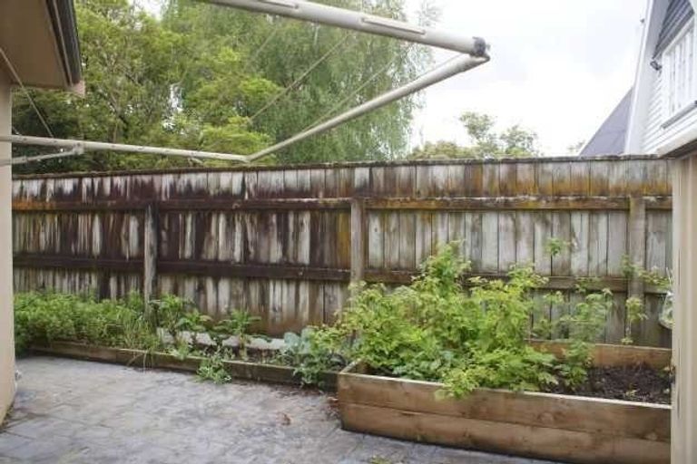 Photo of property in 68 Marne Street, Hokowhitu, Palmerston North, 4410