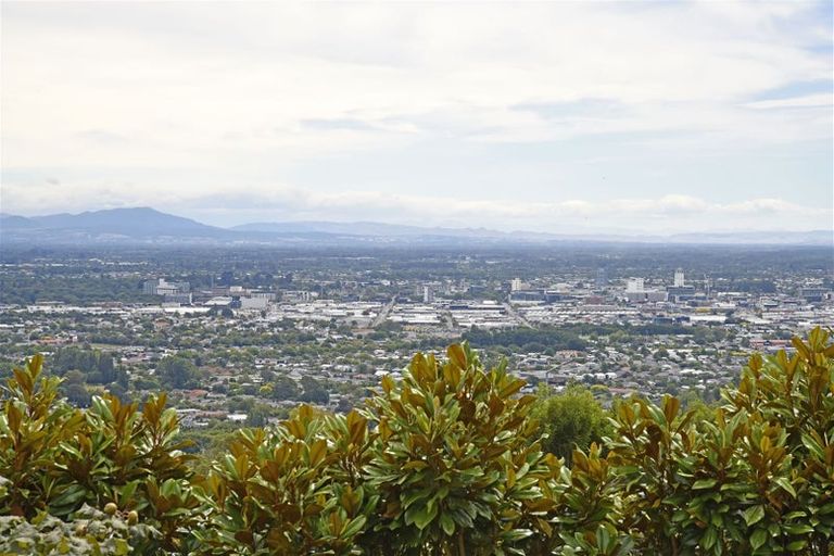 Photo of property in 134a Hackthorne Road, Cashmere, Christchurch, 8022