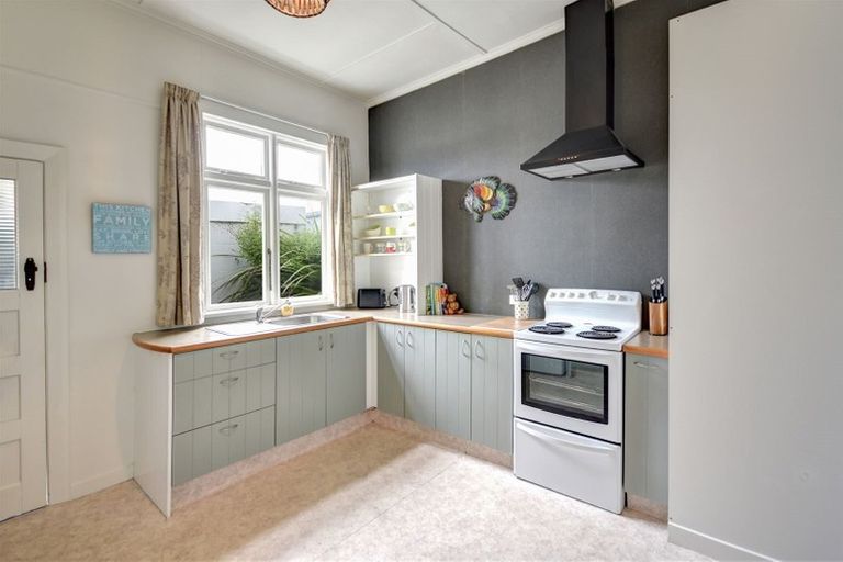 Photo of property in 4 Argyle Street, Mornington, Dunedin, 9011